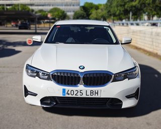 BMW Serie 3  320d Auto  IMPECABLE y CON GARANTÍA