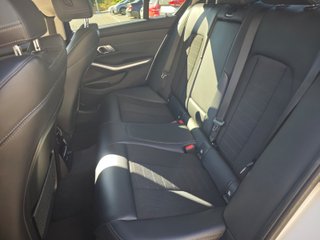 BMW Serie 3  320d Auto  IMPECABLE y CON GARANTÍA