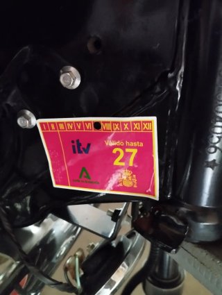 Moto Cruiser Wildlander Negra y Plata