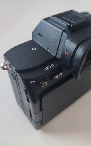Sony Alpha 7 IV (solo cuerpo) + embalaje original
