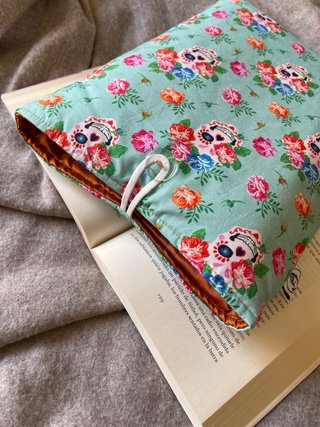 Funda literaria