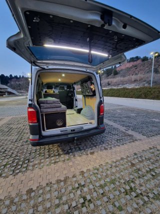 Volkswagen Transporter T6 2016