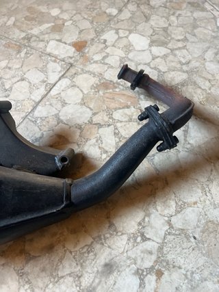 Tubo de escape moto de casa