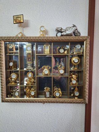 Set di orologi decorativi dorati