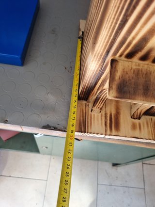 Casetta per uccellini in legno fatta a mano