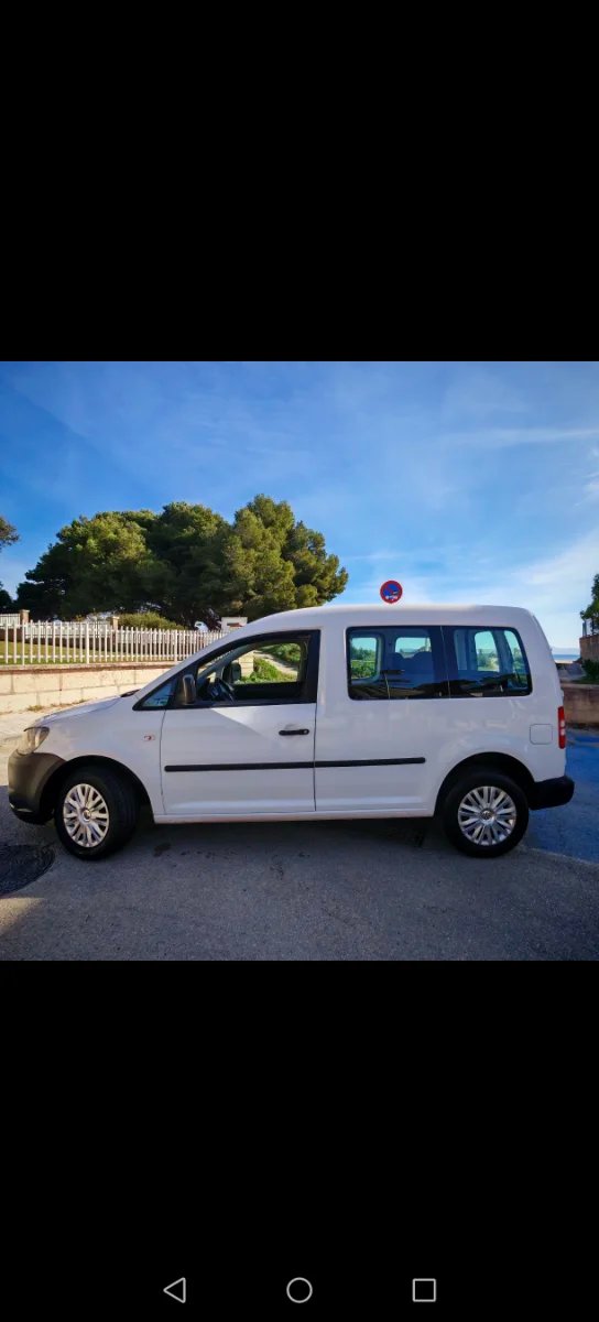 Volkswagen Caddy 2015 - foto 1