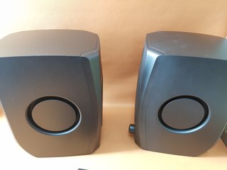 Altavoces ADAM Audio D3V USB-C Negros