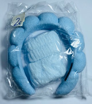 Diadema y muñequera azul bebe para cuidado facial