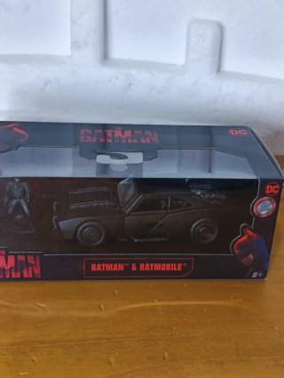 Batman + Batmobile The Batman Jada Die-Cast 1:32