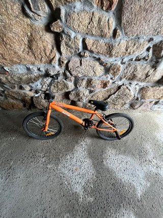 Bicicleta BMX Naranja