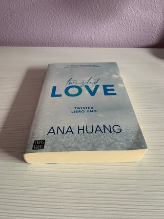 Libro Twisted love Ana Huang