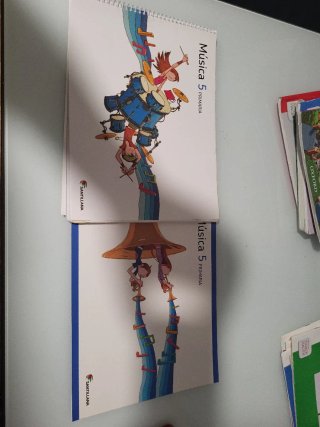 Libros de  5 de primaria  Saber Hacer Santillana