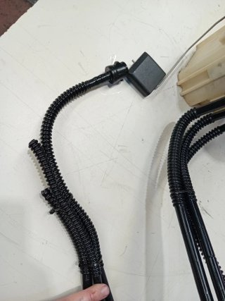 Bomba aforador Mercedes W204 A2044702294