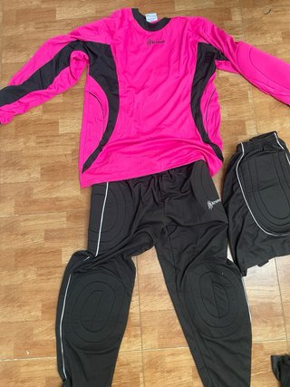 Stock di Abbigliamento Sportivo Nuovo, Tutte le Taglie (LOTI)