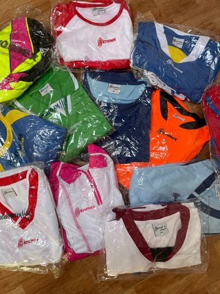 Stock di Abbigliamento Sportivo Nuovo, Tutte le Taglie (LOTI)