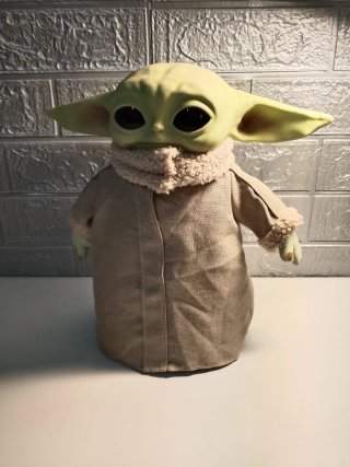 Baby Yoda Star Wars figura interactiva