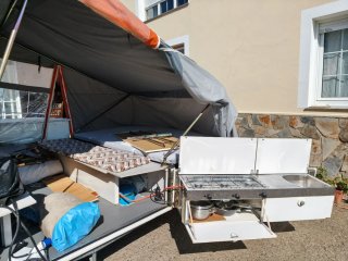 Carro tienda Alpen Kreuzer con documentación.