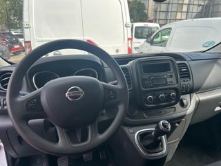Nissan NV300 Furgon 2021