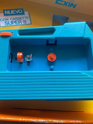Proyector Super 8 Cinexin con 2 películas