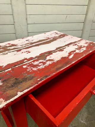 Mesa auxiliar  de madera