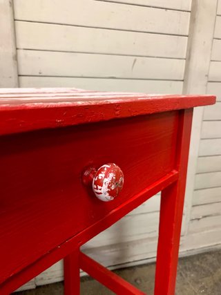 Mesa auxiliar  de madera