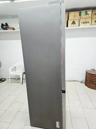 Nevera Samsung plateada