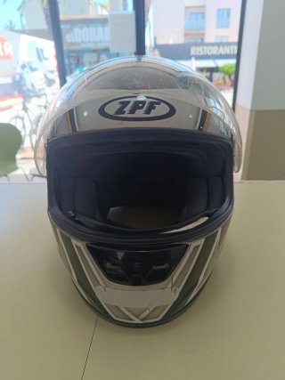 Casco de moto ZPF