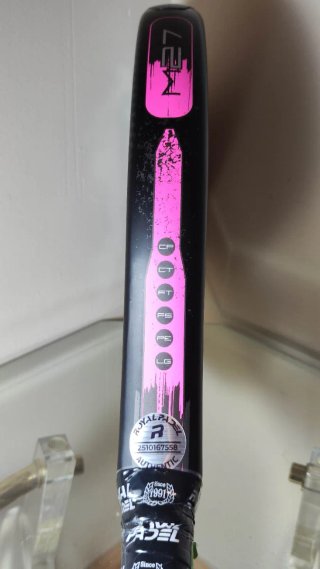 Raqueta Royal Padel M27 Light Negra/Rosa