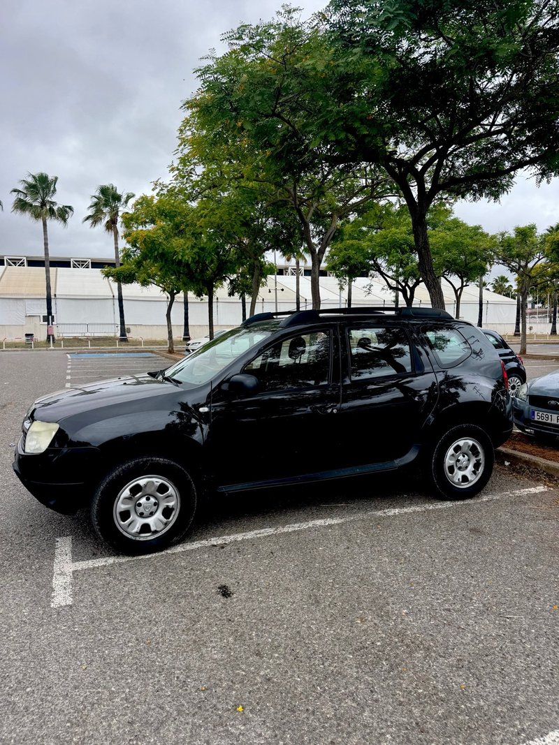Dacia Duster 2011 - foto 1