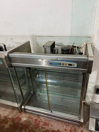 Expositor refrigerado Coreco