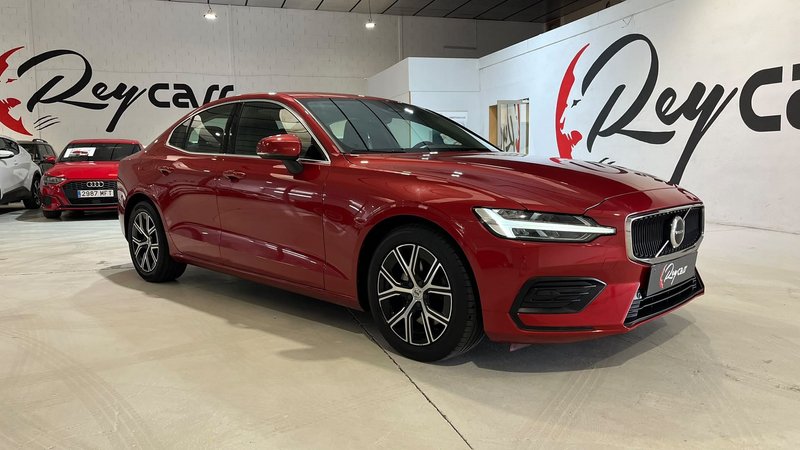 Volvo S60 B4 FWD Core Auto 2023 GASOLINA-HIBRIDO - foto 1