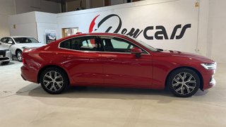Volvo S60 B4 FWD Core Auto 2023 GASOLINA-HIBRIDO