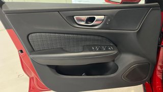 Volvo S60 B4 FWD Core Auto 2023 GASOLINA-HIBRIDO