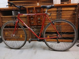 Bicicleta Decathlon 300 Riverside Roja