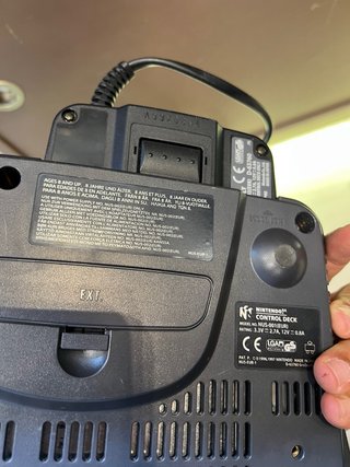 Nintendo 64 con 2 mandos y juego Zelda