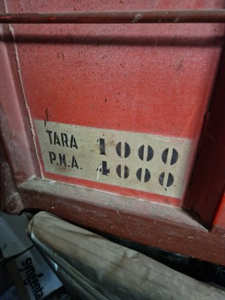 Tractor IH Vinero 50 + Remolque