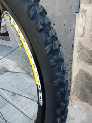 Bicicleta MTB Btwin Doppia Sospensione