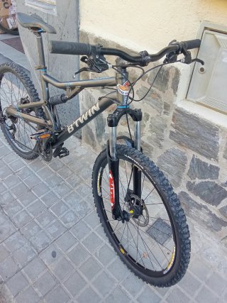 Bicicleta MTB Btwin Doppia Sospensione