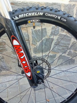 Bicicleta MTB Btwin Doppia Sospensione