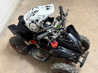 Quad infantil a batería con casco