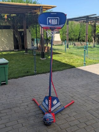 Canasta Baloncesto Tarmak NBA Extensible + Balón