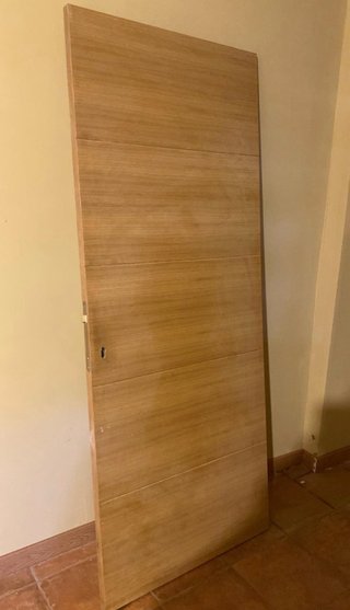 Puerta madera 72cm de carpintero sin marco
