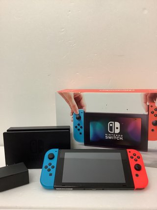 Nintendo Switch Completa Azul/Rojo