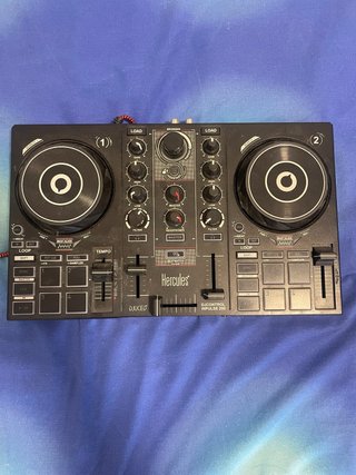 Controlador DJ Hercules Inpulse 200
