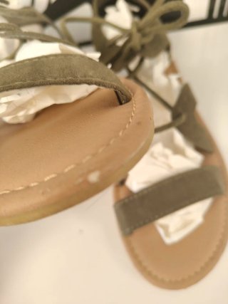 Sandalias romanas caqui talla 41