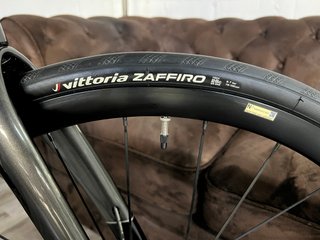 BERRIA BELADOR CARBON 105 G5702
