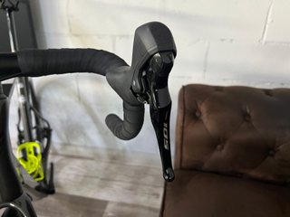 BERRIA BELADOR CARBON 105 G5702