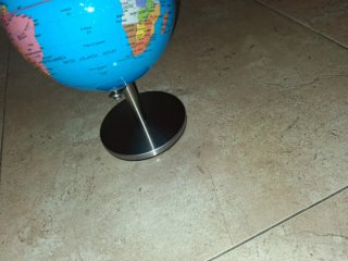 Globo terráqueo decorativo