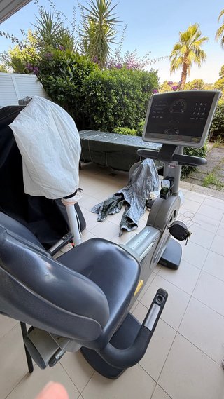 Bicicleta reclinada Technogym Excite 700i
