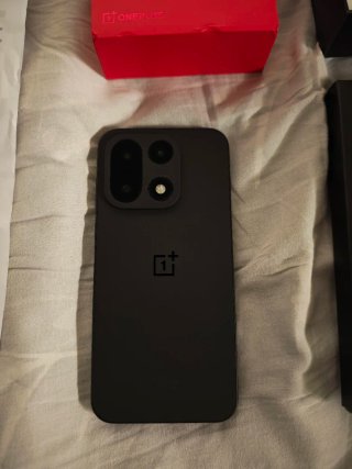 OnePlus 15 256GB Nero Come nuovo